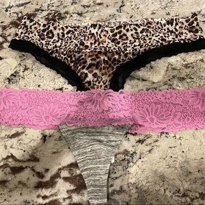 Victoria’s Secret Thong Panties - New - Size Large